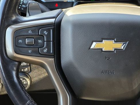 Used 2023 Chevrolet Silverado 1500 High Country AWD/4WD image 16