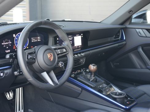 Certified 2026 Porsche 911 Carrera T RWD image 4