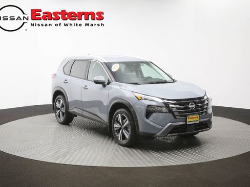 Used 2024 Nissan Rogue SL AWD/4WD image 49