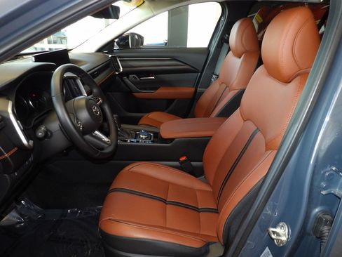 Certified 2025 MAZDA CX-50 Meridian Edition w/ Weather Package image 26