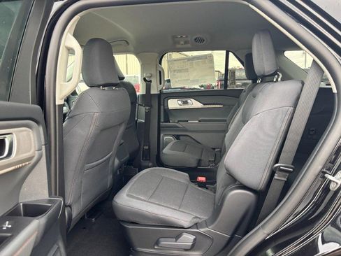 New 2026 Ford Explorer Active AWD/4WD image 13