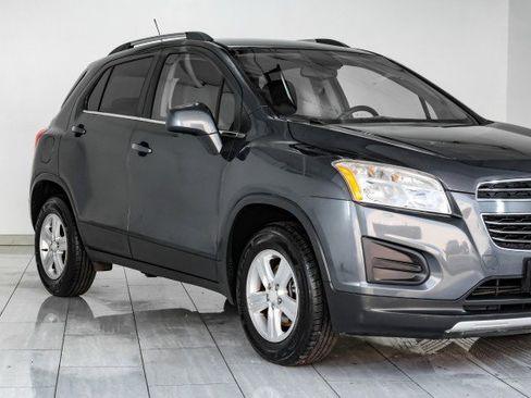 Used 2016 Chevrolet Trax LT w/ LT Convenience Package image 56