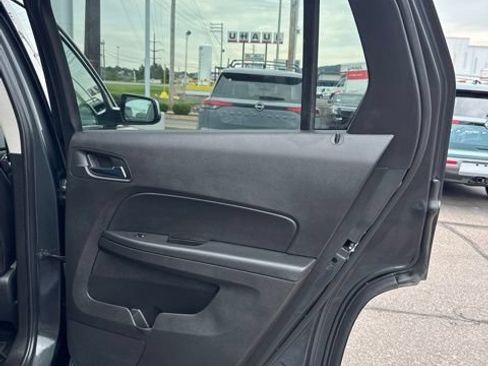 Used 2017 GMC Terrain SLT w/ Open Road Package AWD/4WD image 18