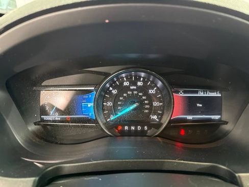 Used 2016 Ford Explorer XLT w/ Equipment Group 202A FWD image 25