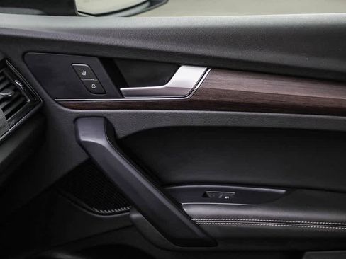 Used 2022 Audi Q5 2.0T Premium Plus w/ Premium Plus Package image 20