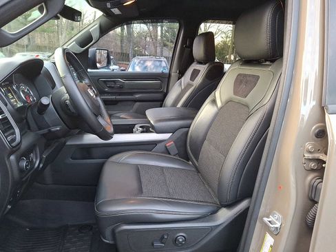 Used 2020 RAM 1500 Big Horn w/ Built-to-serve Edition image 9