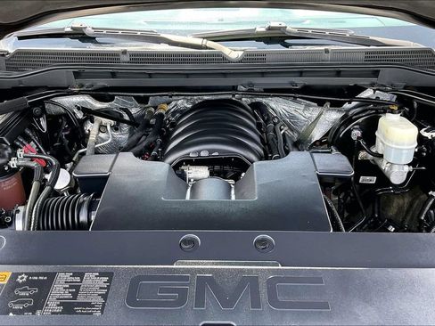 Used 2015 GMC Sierra 1500 Denali w/ Driver Alert Package AWD/4WD image 31