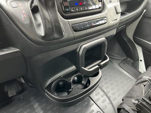Used 2026 RAM ProMaster 2500 w/ Convenience Group FWD image 25
