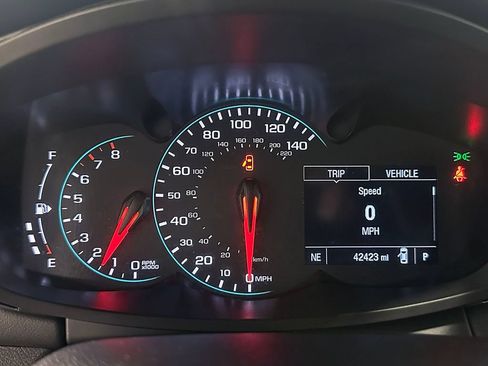 Used 2020 Chevrolet Trax LT FWD image 27
