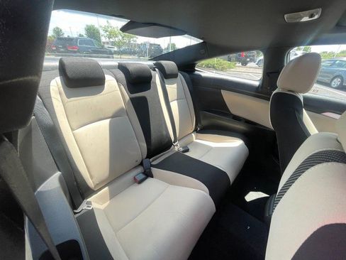 Used 2018 Honda Civic EX-T image 12