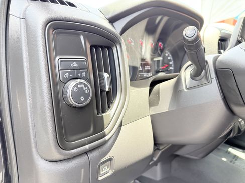 Used 2023 Chevrolet Silverado 1500 Custom RWD image 27