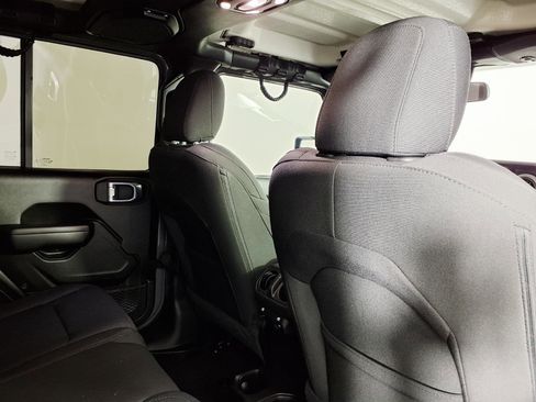 Used 2021 Jeep Wrangler Unlimited Sport AWD/4WD image 11