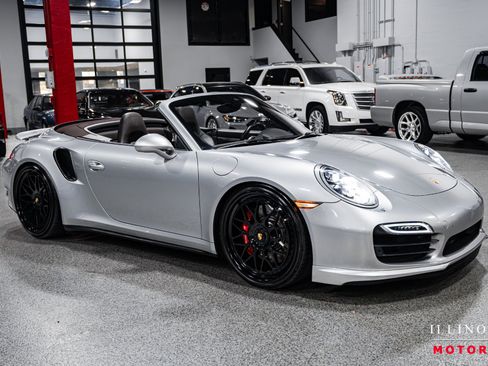 Used 2014 Porsche 911 Turbo image 7