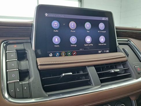 Used 2021 Chevrolet Tahoe High Country w/ Premium Package AWD/4WD image 15