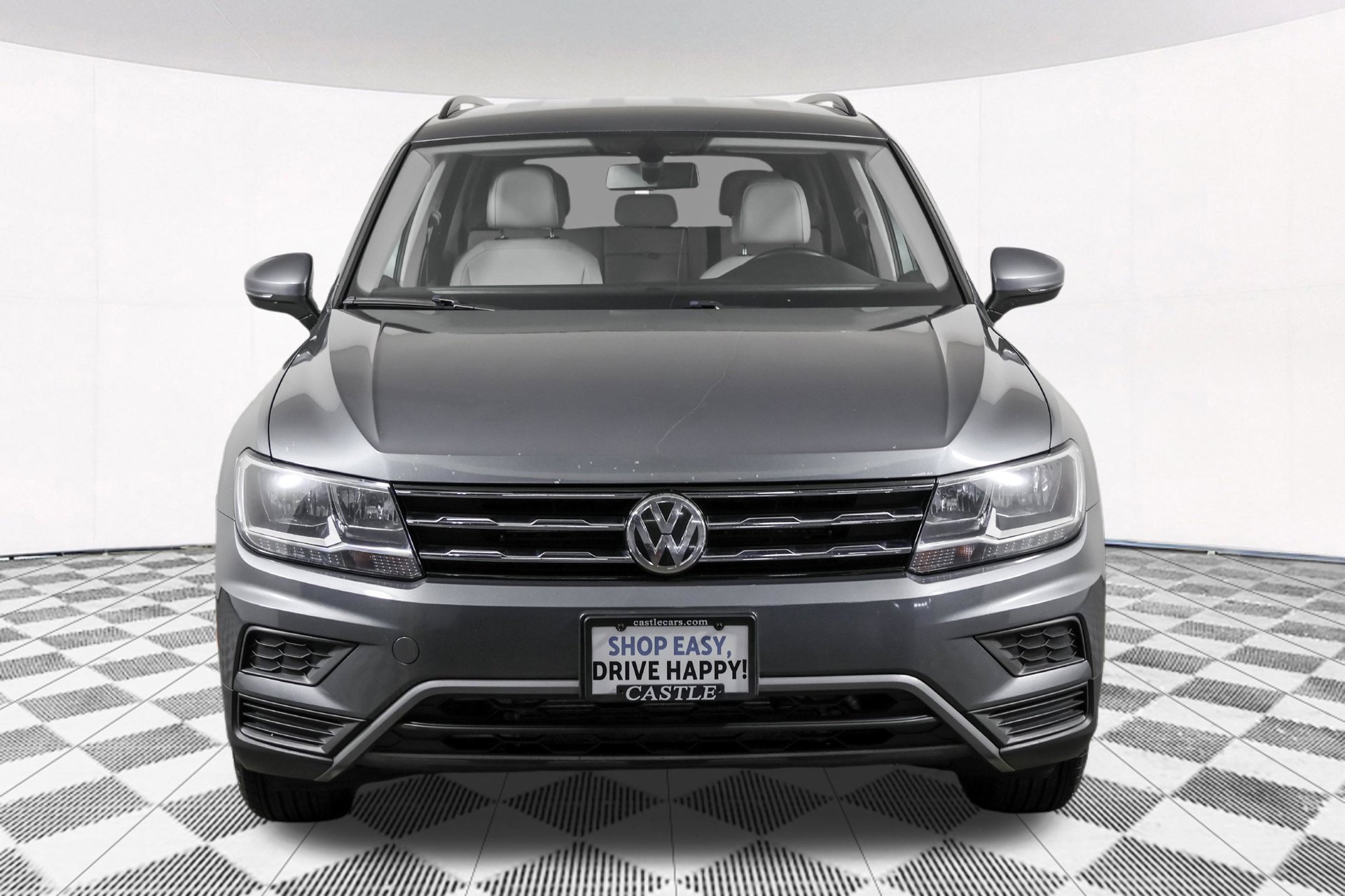 Used 2018 Volkswagen Tiguan SE w/ 3rd Row Seat Package AWD/4WD image 11