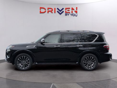 Used 2023 Nissan Armada Platinum w/ Captain's Chairs Package image 2