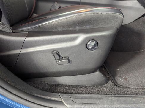 Used 2023 Dodge Durango GT image 41