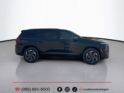 Used 2025 Buick Enclave Sport Touring w/ Power Package FWD image 9
