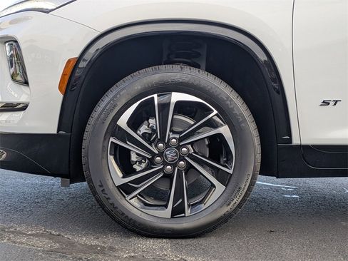 New 2026 Buick Enclave Sport Touring image 8