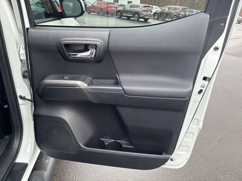 Used 2018 Toyota Tacoma TRD Pro image 16