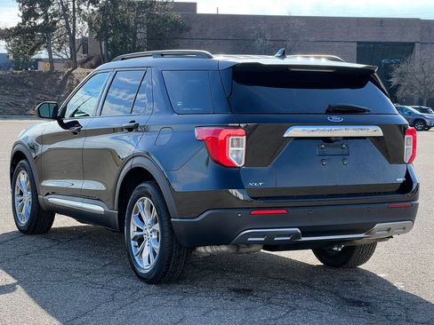 Used 2020 Ford Explorer XLT w/ Equipment Group 202A image 11