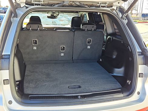 Used 2024 Jeep Grand Cherokee Altitude image 6