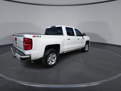 Used 2018 Chevrolet Silverado 1500 LT w/ All Star Edition AWD/4WD image 8