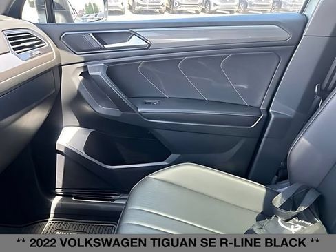 Used 2022 Volkswagen Tiguan SE R-Line AWD/4WD image 38
