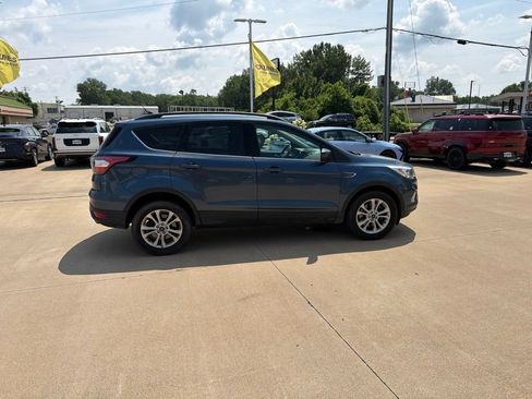 Used 2018 Ford Escape SEL w/ Ford Safe & Smart Package AWD/4WD image 11