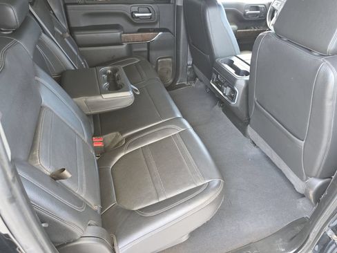 Used 2023 GMC Sierra 2500 Denali w/ Denali Black Diamond Edition AWD/4WD image 28