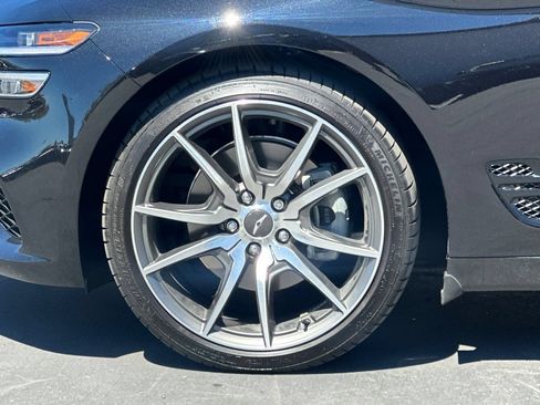 Used 2023 Genesis G70 2.0T RWD image 11