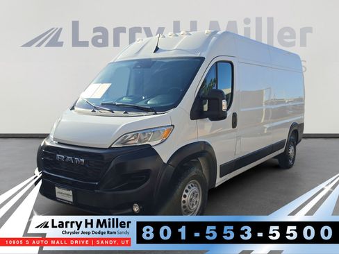 Used 2025 RAM ProMaster 2500 w/ Convenience Group FWD image 1
