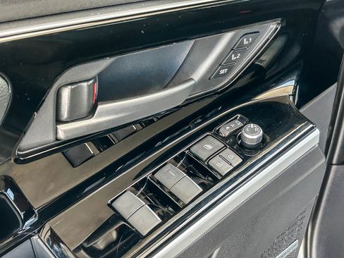 Used 2025 Subaru Solterra image 22