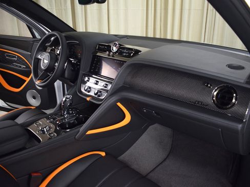 New 2026 Bentley Bentayga Speed image 25