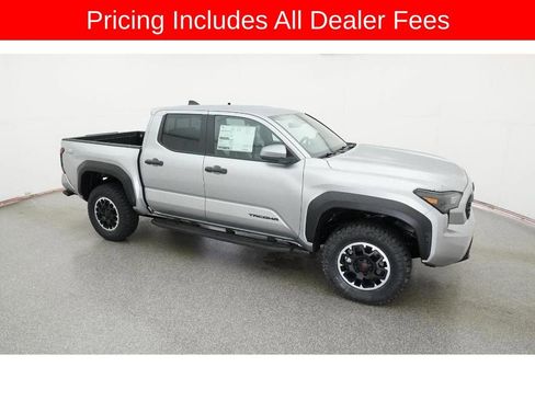 New 2025 Toyota Tacoma TRD Off-Road AWD/4WD image 31