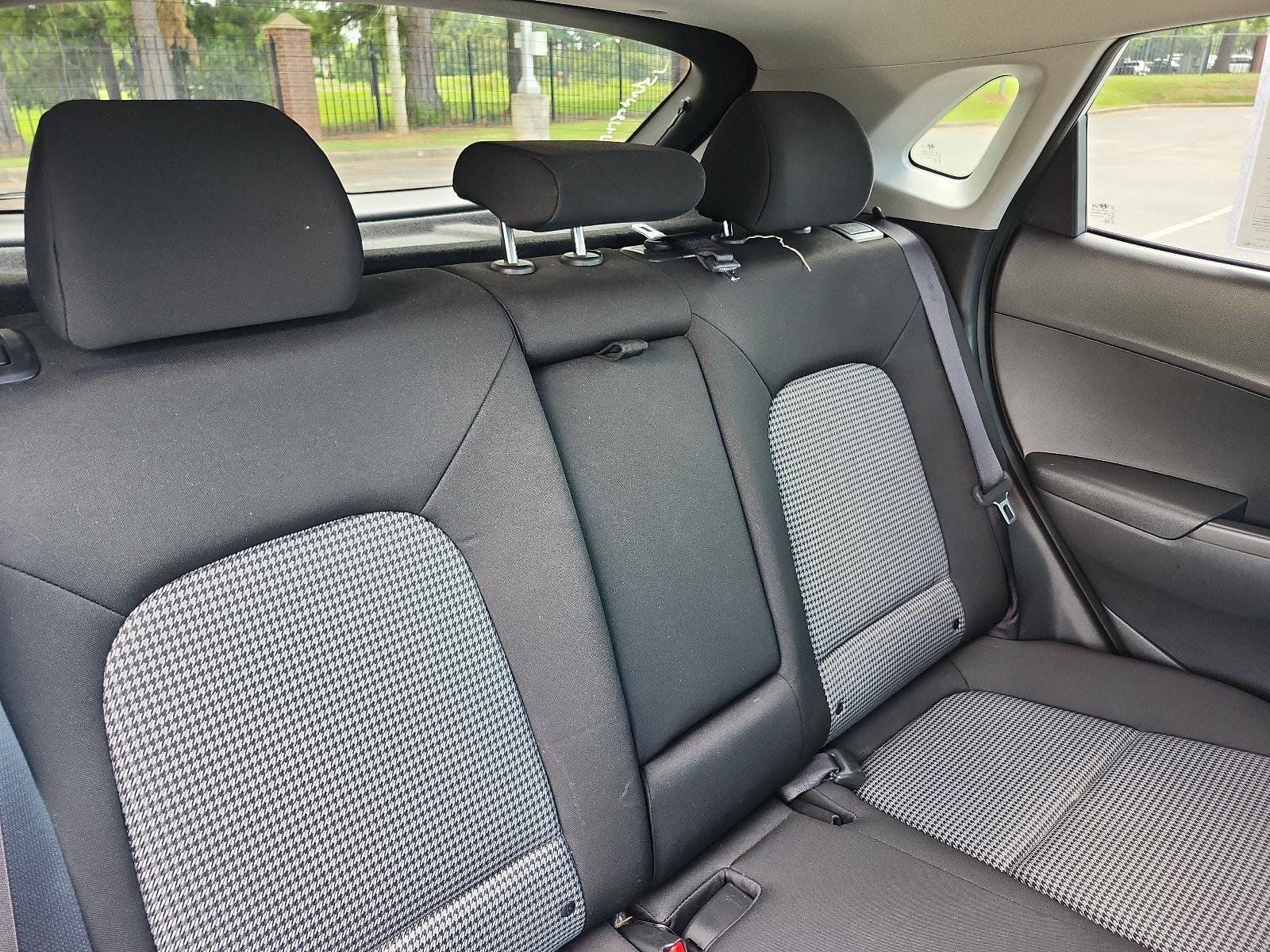 Used 2020 Hyundai Kona SEL FWD image 7
