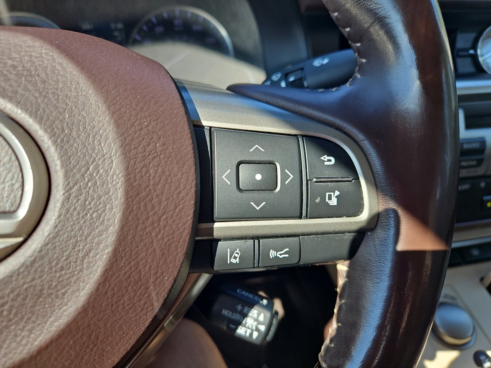 Used 2018 Lexus ES 350 w/ Luxury Package w/Wood Trim FWD image 28