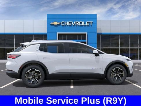 New 2026 Chevrolet Equinox EV LT image 6