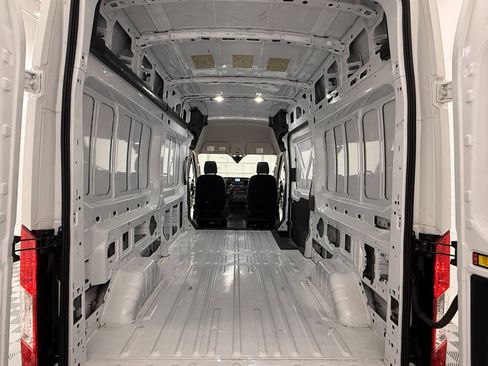 Used 2023 Ford Transit 250 148 High Roof AWD w/ Load Area Protection Package image 22