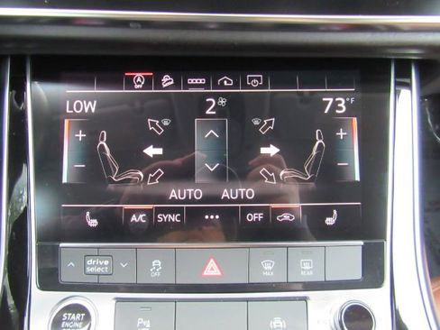 Used 2022 Audi Q8 Premium image 47