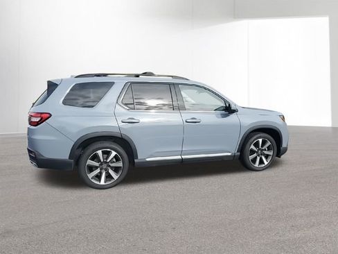 Used 2023 Honda Pilot Elite image 10