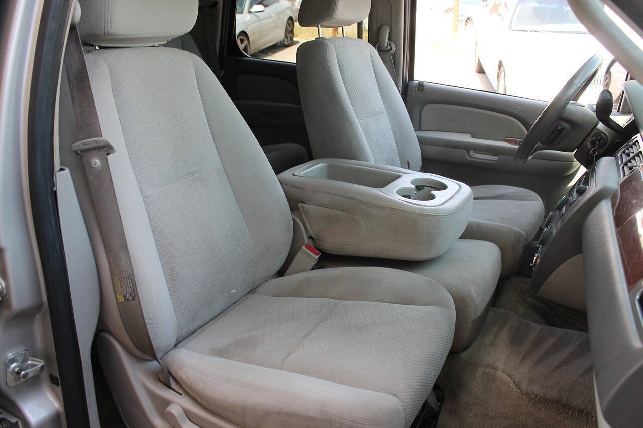 Used 2007 GMC Yukon SLE RWD image 29