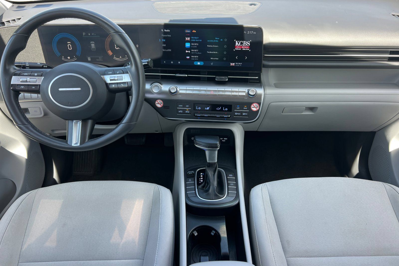 Used 2024 Hyundai Kona SEL AWD/4WD image 15