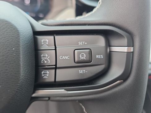 New 2026 Jeep Cherokee Limited AWD/4WD image 18