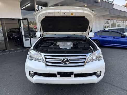 Used 2012 Lexus GX 460 w/ Convenience Pkg AWD/4WD image 12