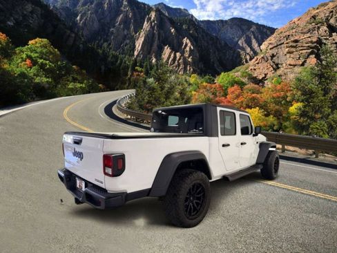 Used 2020 Jeep Gladiator Sport w/ Quick Order Package 24S AWD/4WD image 6