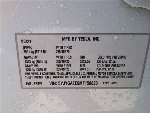 Used 2021 Tesla Model Y Long Range AWD/4WD image 18