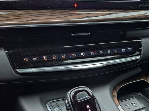 Certified 2023 Cadillac Escalade Sport Platinum w/ LPO, ONYX Package AWD/4WD image 28
