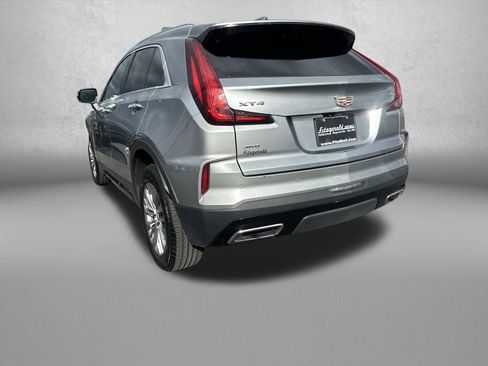 Used 2024 Cadillac XT4 Premium Luxury AWD/4WD image 5