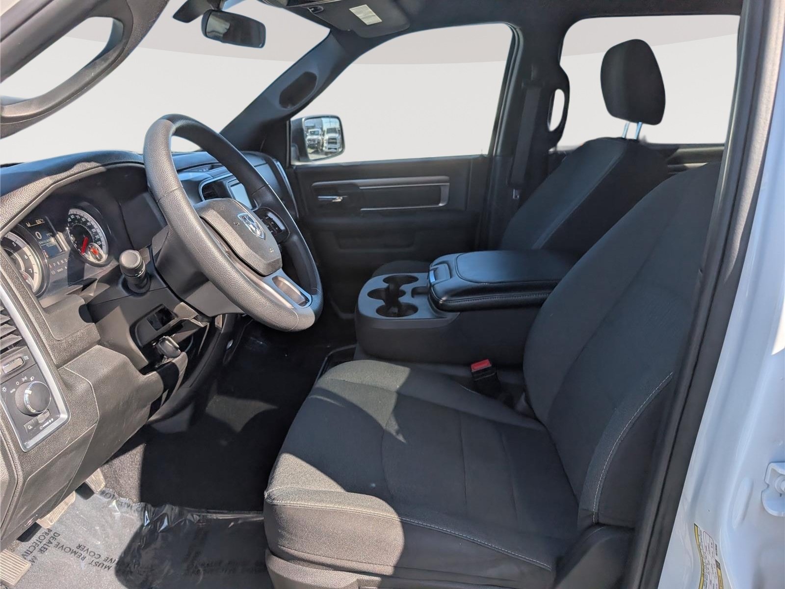 Used 2024 RAM 1500 Warlock RWD image 15